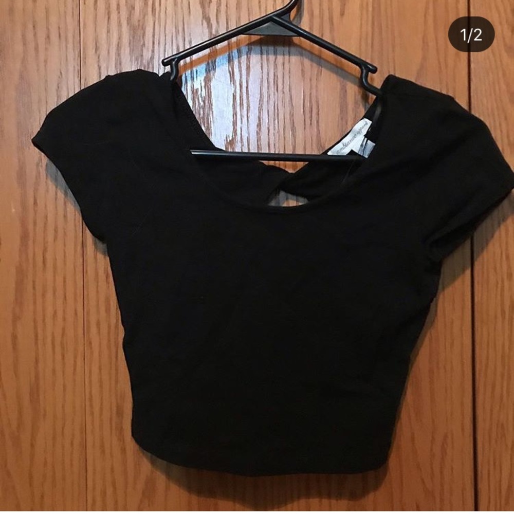Crop top